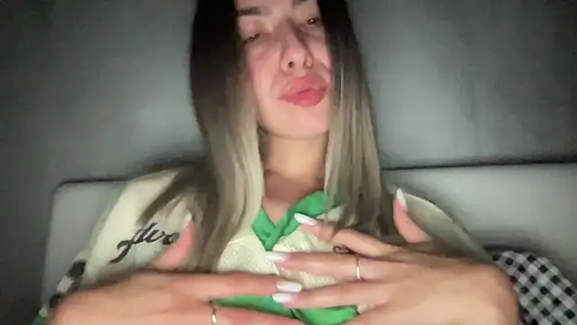 sarrah rossy online show from September 13, 9:14 pm