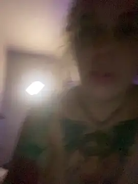 Snapshot of favoritestepsis chatting on September 22, 11:45 am favoritestepsis online show from September 22, 11:45 am