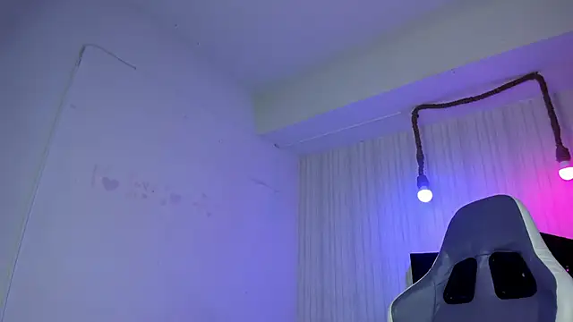 nicky angel1 online show from November 14, 7:01 pm