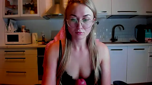 Snapshot of your_Goddess_Eva chatting on October 27, 5:50 pm your Goddess Eva online show from October 27, 5:50 pm