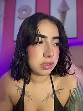 Snapshot of Scarlett-LS chatting on November 9, 1:59 am Scarlett-LS online show from November 9, 1:59 am