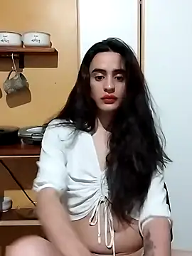 sofiaallendesss online show from February 9, 10:43 pm