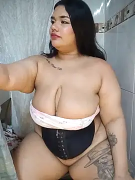 Snapshot of nikki_grey chatting on March 23, 8:26 am nikki grey online show from March 23, 8:26 am