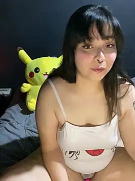 Snapshot of Solo_yoss chatting on March 20, 4:29 am Solo yoss online show from March 20, 4:29 am