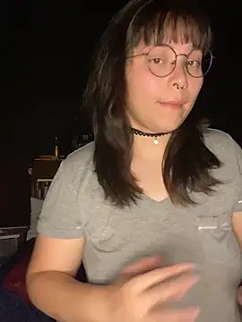 Snapshot of Solo_yoss chatting on September 25, 6:28 am Solo yoss online show from September 25, 6:28 am