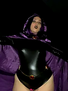 Snapshot of Solo_yoss chatting on November 1, 7:32 am Solo yoss online show from November 1, 7:32 am