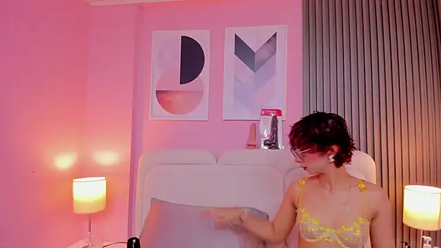 linda sofi   online show from February 19, 7:48 pm