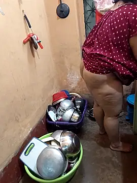 Lizza boudi online show from December 3, 2:41 am