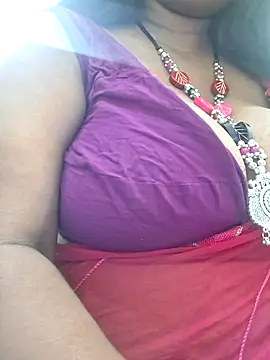 Snapshot of SX-JUHI chatting on October 7, 2:03 pm SX-JUHI online show from October 7, 2:03 pm