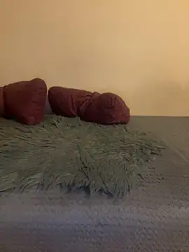 Snapshot of Budibudi5 chatting on November 13, 4:50 pm Budibudi5 online show from November 13, 4:50 pm