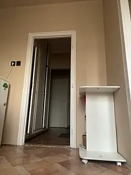 Snapshot of Budibudi5 chatting on November 24, 1:55 pm Budibudi5 online show from November 24, 1:55 pm