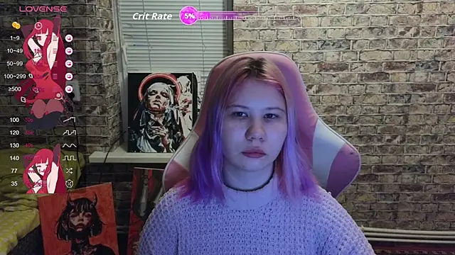 Little kitsune1707 online show from December 5, 4:21 am