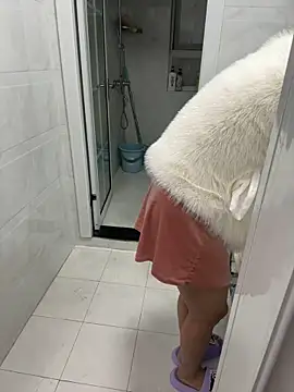 Snapshot of jinj-a chatting on February 14, 2:39 am jinj-a online show from February 14, 2:39 am