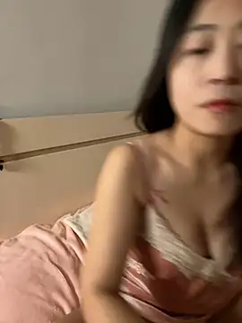 Snapshot of jinj-a chatting on February 22, 11:57 pm jinj-a online show from February 22, 11:57 pm