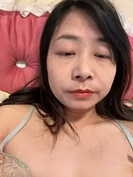 Snapshot of jinj-a chatting on March 4, 3:22 am jinj-a online show from March 4, 3:22 am