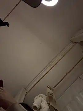 Snapshot of jinj-a chatting on March 16, 2:22 pm jinj-a online show from March 16, 2:22 pm