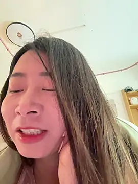 Snapshot of jinj-a chatting on March 17, 3:25 am jinj-a online show from March 17, 3:25 am