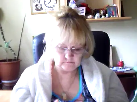 Violet5364 online show from March 3, 1:09 pm