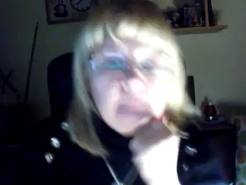 Violet5364 online show from March 4, 3:59 pm