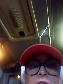 CandieGilson   online show from April 2, 10:35 am