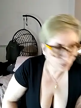 Pumabionda online show from March 22, 8:37 pm