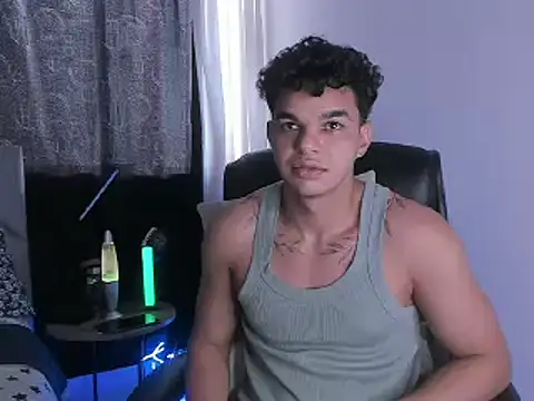 Snapshot of samm_sv chatting on March 7, 9:38 pm samm sv online show from March 7, 9:38 pm