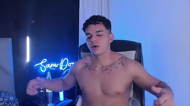 Snapshot of samm_sv chatting on March 16, 3:36 am samm sv online show from March 16, 3:36 am