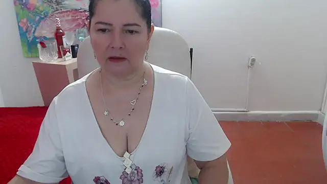 Snapshot of leonela_69 chatting on September 11, 1:28 am leonela 69 online show from September 11, 1:28 am