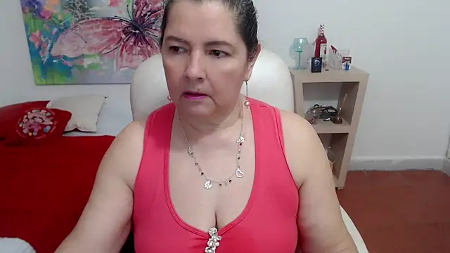 Snapshot of leonela_69 chatting on October 28, 2:15 am leonela 69 online show from October 28, 2:15 am