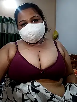 Meryl Stripppp online show from February 23, 6:45 pm