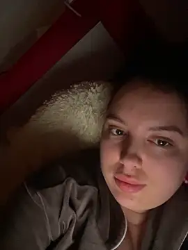 Cissy Corrie online show from February 13, 2:34 am