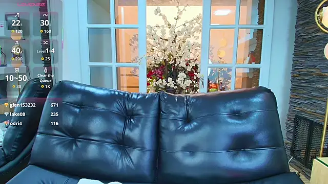 Snapshot of miss___megan chatting on November 22, 6:07 pm miss megan online show from November 22, 6:07 pm