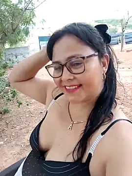 promiscuous-indecent-momm online show from February 18, 10:25 pm