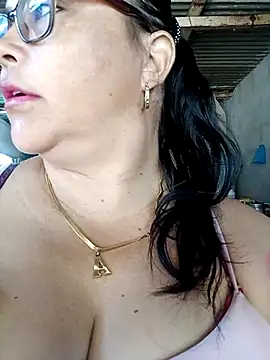 promiscuous-indecent-momm online show from February 21, 1:44 pm