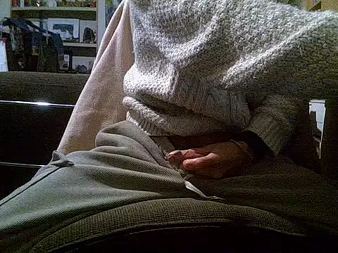 Snapshot of createur34 chatting on November 20, 8:30 pm createur34 online show from November 20, 8:30 pm