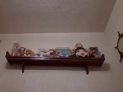 CattleyaLovely online show from March 22, 8:29 am