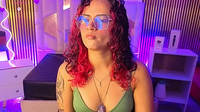 kristen tay online show from March 11, 3:23 am