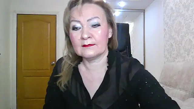 Snapshot of Victoria_secrets_ chatting on November 6, 5:30 am Victoria secrets online show from November 6, 5:30 am