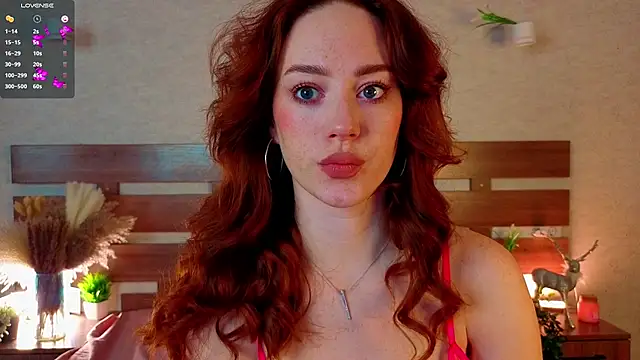 Snapshot of StacyWatts chatting on January 10, 8:10 pm StacyWatts online show from January 10, 8:10 pm