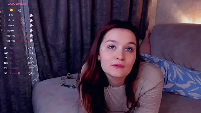 Snapshot of VeronaBlink chatting on March 10, 6:12 pm VeronaBlink online show from March 10, 6:12 pm