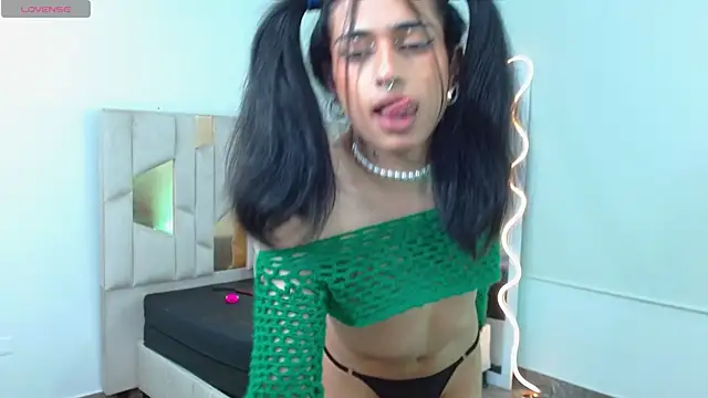 NATTROSE TAY online show from February 23, 8:22 pm