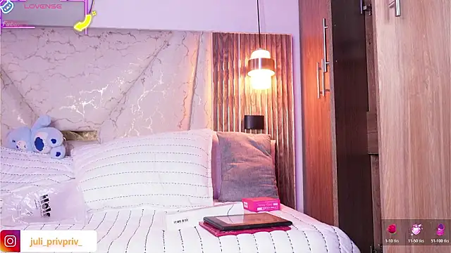 Julieta priv online show from March 14, 2:00 pm