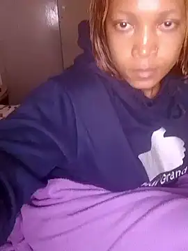 Snapshot of ChloeBab chatting on November 17, 7:03 am ChloeBab online show from November 17, 7:03 am