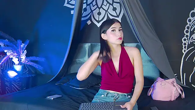 Snapshot of Arii_moon chatting on September 20, 7:26 pm Arii moon online show from September 20, 7:26 pm