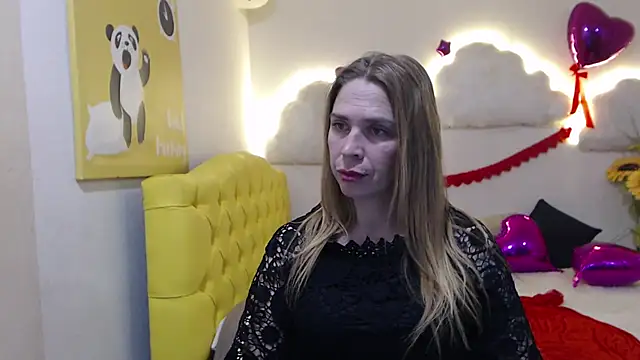 Snapshot of TessaDaybreak chatting on March 2, 4:53 pm TessaDaybreak online show from March 2, 4:53 pm