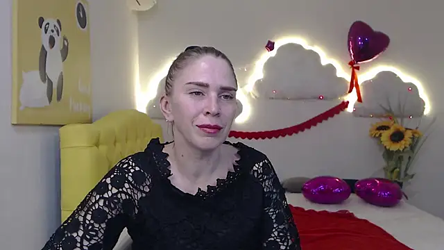 Snapshot of TessaDaybreak chatting on March 14, 4:09 pm TessaDaybreak online show from March 14, 4:09 pm