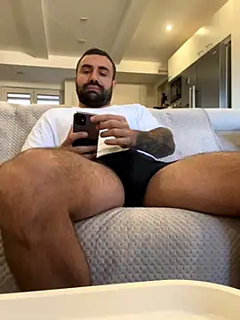 Snapshot of morfeoX chatting on November 13, 9:08 am morfeoX online show from November 13, 9:08 am