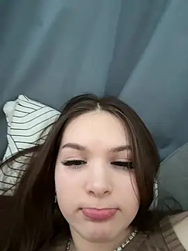 -Amora online show from February 19, 12:12 pm