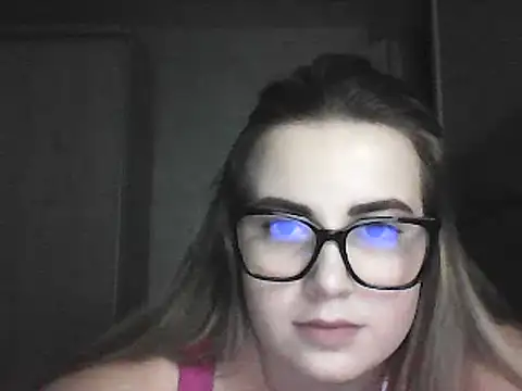 Snapshot of GoddessTenderness chatting on February 16, 4:10 pm GoddessTenderness online show from February 16, 4:10 pm
