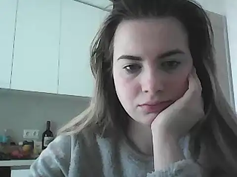 Snapshot of GoddessTenderness chatting on February 18, 10:05 am GoddessTenderness online show from February 18, 10:05 am